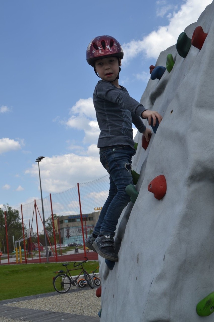 Park tematyczny w Rybniku, otwarto tor przeszkód dla...