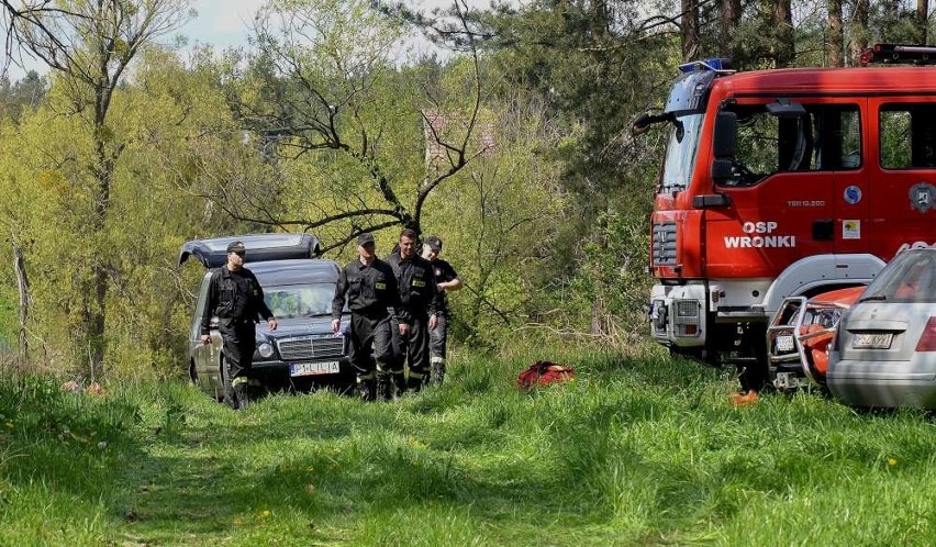 Na miejscu zdarzenia pracowali strażacy, policja i...