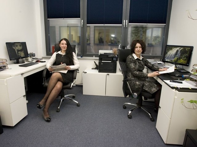 Anna Stanisławczuk (z lewej) od ponad 15 lat zajmuje się rachunkowością.