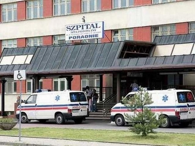 Szpital jeszcze w tym roku ma zaciągnąć długoterminowy kredyt konsolidacyjny i z tych pieniędzy spłacić zaciągnięte wcześniej, wyżej oprocentowane zobowiązania.