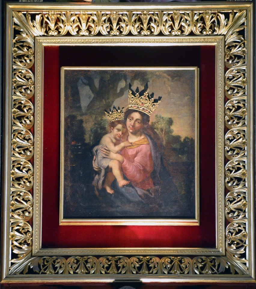 50-lecie koronacji obrazu Matki Bożej w Piekoszowie. Wielkie uroczystości w niedzielę (WIDEO)
