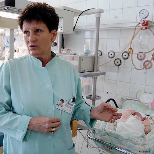 Ewa Homa, ordynator oddziału noworodków w SW nr 2 w Rzeszowie: - Jeśli lekarze nie wrócą do pracy, sama mogę popracować może 2 dni bez przerw na sen i odpoczynek. A co potem?