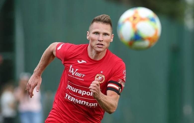 Stomil - Widzew. Z Robakiem w wyjściowej jedenastce?