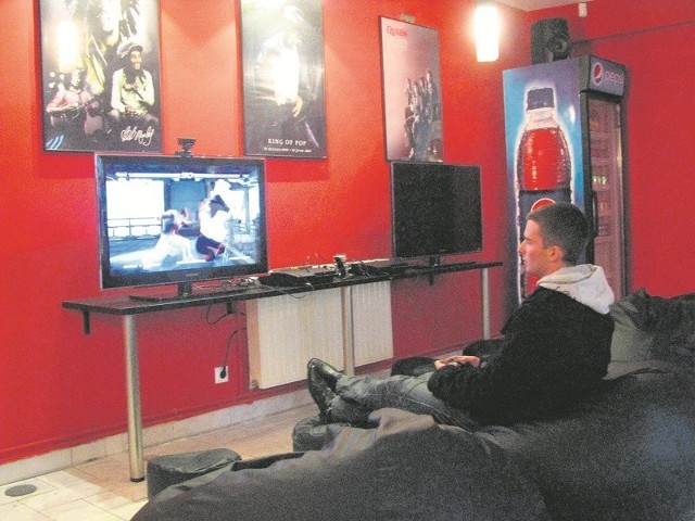 W Lęborku powstała kawiarenka internetowa dla miłośników gier komputerowych.