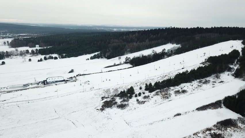 Ruszają ośrodki narciarskie w Krajnie i na kieleckim Telegrafie. Działa Bałtów. Na jakich zasadach? Zobaczcie zdjęcia i wideo