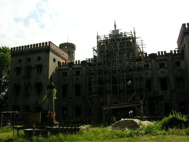 Pałac w Dobrej czeka na remont