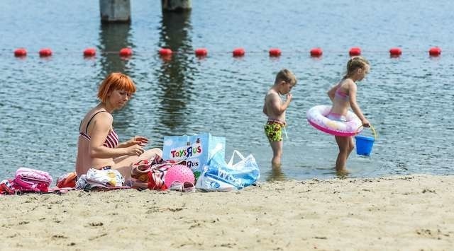 Plaża w Chmielnikach należy do najlepszych w całym regionie. Jest tutaj czysto i bezpiecznie.