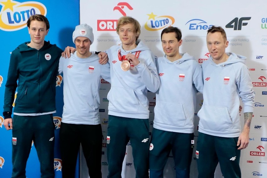 Polacy to także medaliści igrzysk olimpijskich w skokach...