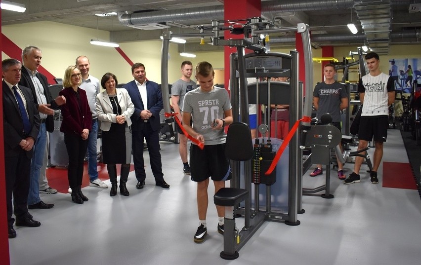 Nowa siłownia w Powiatowym Centrum Sportowym ww Staszowie.