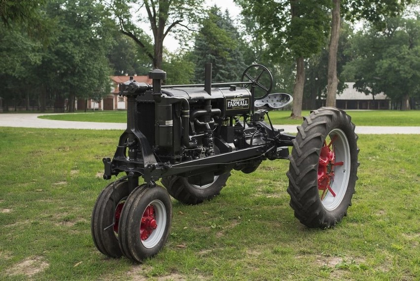 Amerykański Farmall F20 używany był do lat 70. XX w. na...