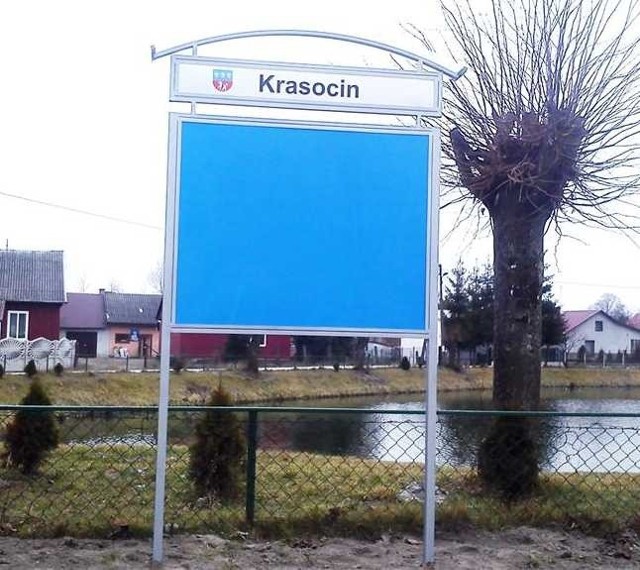 W Krasocinie zamontowano już pięć takich tablic, niebawem koło gminy stanie szósta &#8211; o wymiarach 1 na 2 metry.