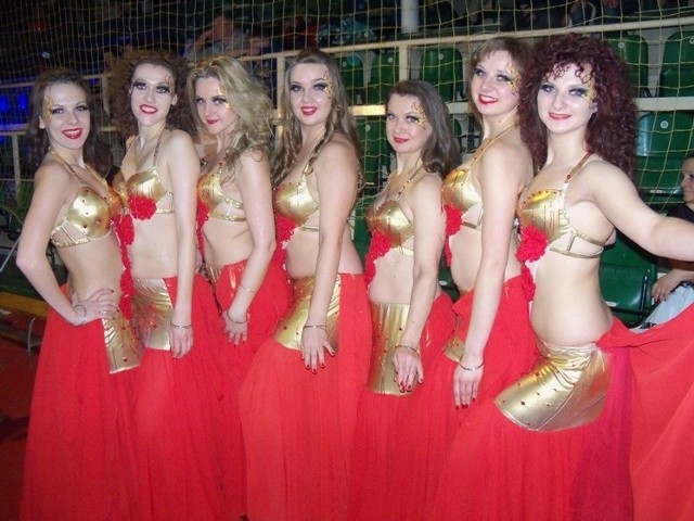 Setki tancerek na Mistrzostwach w Tańcu BrzuchaI Ogólnopolskie Mistrzostwa w Tańcu Brzucha "Idol Belly Dance" odbyły się dzisiaj w Nysie.