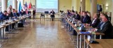 Główne role w Radzie Miasta w Oświęcimiu podzielone. Podczas inauguracyjnej sesji wyłoniono prezydium rady i składy komisji. Zdjęcia