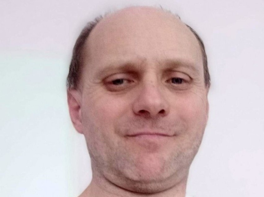 Częstochowska policja poszukuje 47-letniego Jacka Kuziora. Ostatni raz był widziany 27 marca 2022 roku