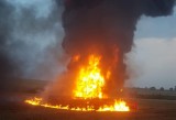 Pożar kombajnu w pobliżu autostrady A4 (ZDJĘCIA)