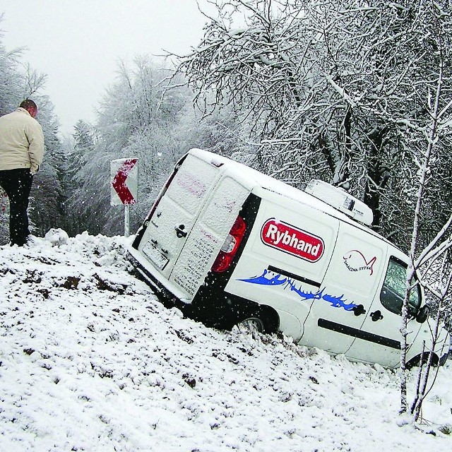 Wczorajszy wypadek na zakręcie między Przęsinem, a Zadrami.