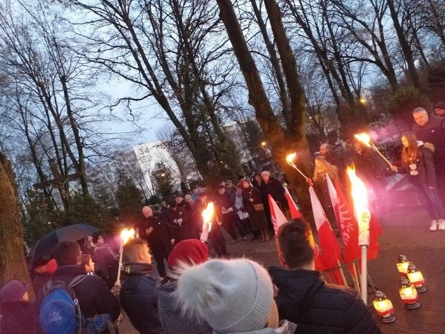 Uroczystości na cmentarzu przy ul. Łowmiańskiego w Poznaniu