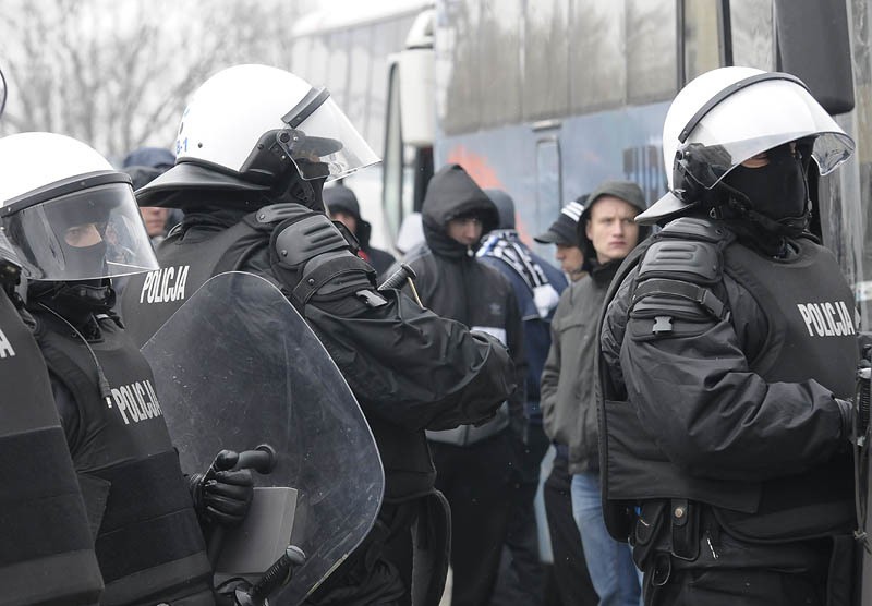 Policja zabezpieczała bydgoskie derby piłkarskie