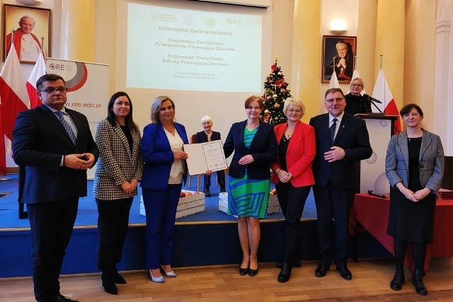 Certyfikat Szkoły Promującej Zdrowie otrzymała Publiczna Szkoła Podstawowa nr 4 w Radomsku
