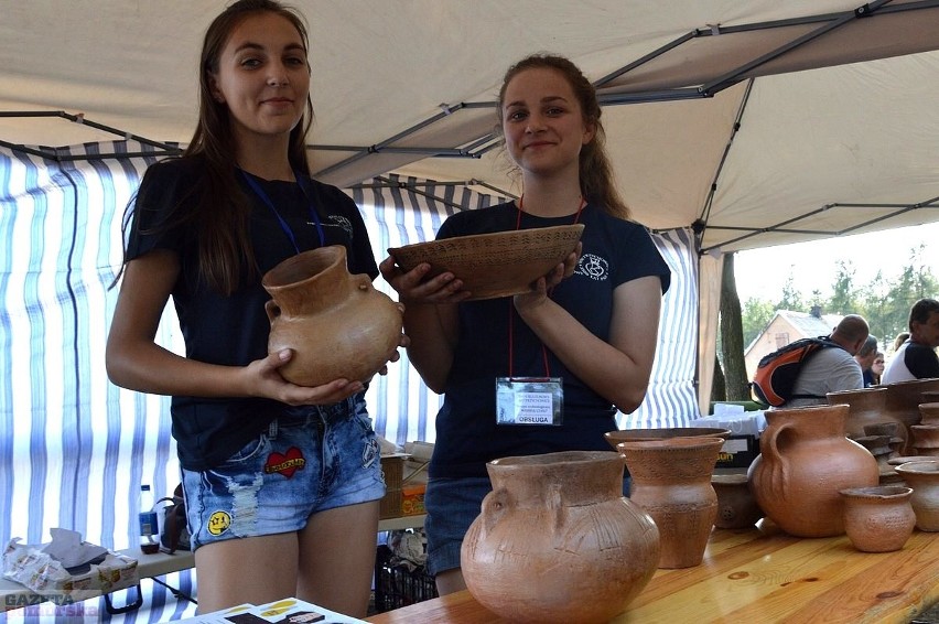 Pod hasłem "Wehikuł czasu" przebiegał festyn archeologiczny...