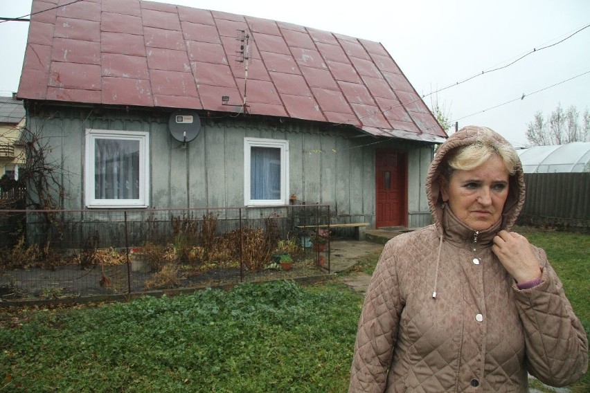 Szokująca historia w Bęczkowie w powiecie kieleckim. Wyrzucono kobietę na bruk! 