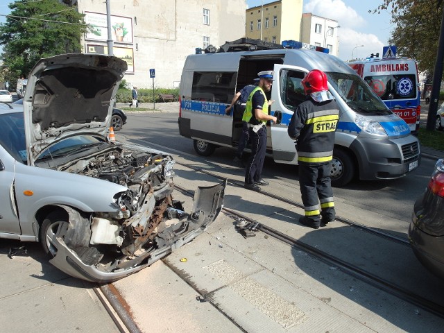 Wypadek na skrzyżowaniu ulic Gdańskiej i Skłodowskiej-Curie w Łodzi