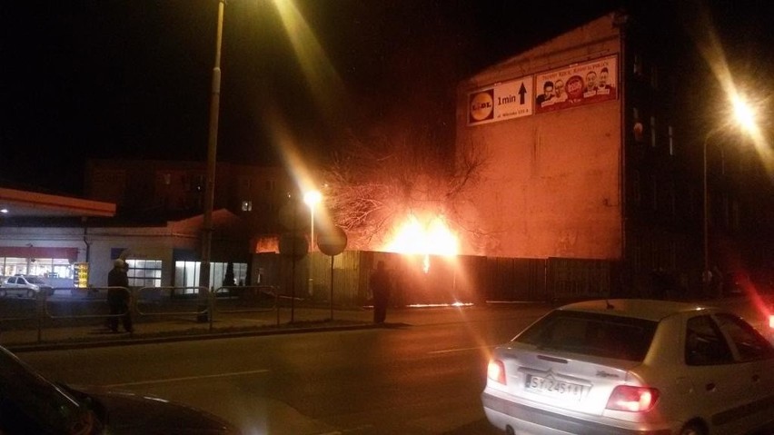 Pożar stacji paliw Shell w Bytomiu