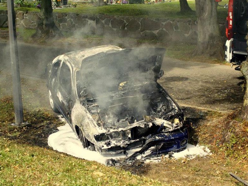 Pożar samochodu w Gościnie