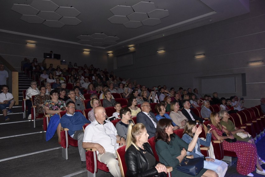 Koncert "Razem z Ukrainą" w Samorządowym Centrum Kultury w...