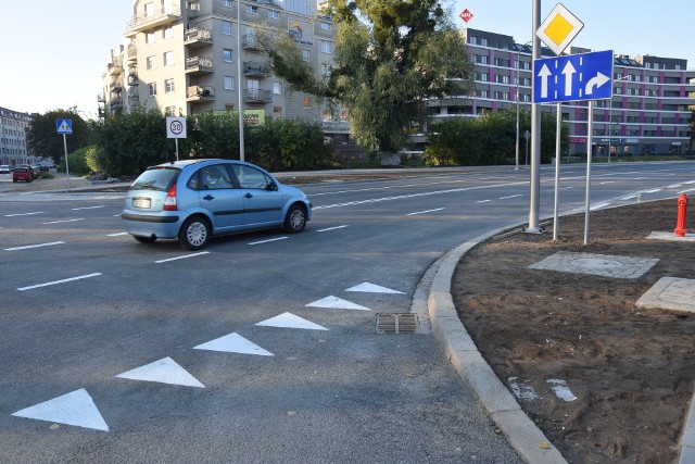 Dyrekcyjna na odcinku od skrzyżowania z ul. Hubską i Suchą do wyjazdu z tymczasowego dworca autobusowego już otwarta.