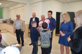 Powiat ostrowski. Radni odwiedzili dzieci z Ukrainy w Nadbużańskim Ośrodku Edukacji w Broku. 1.06.2022