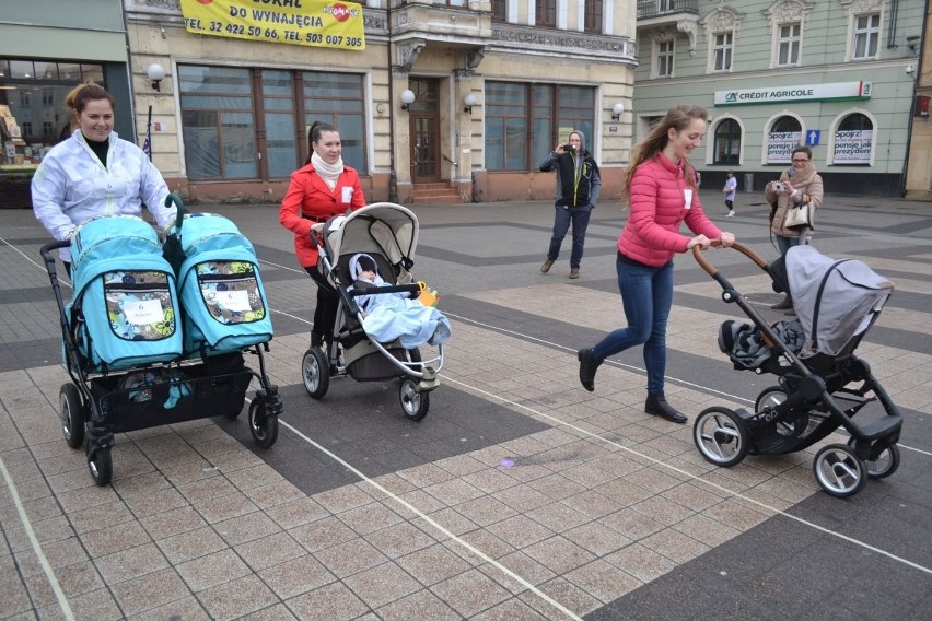 Bieg z wózkami na Rynku w Rybniku