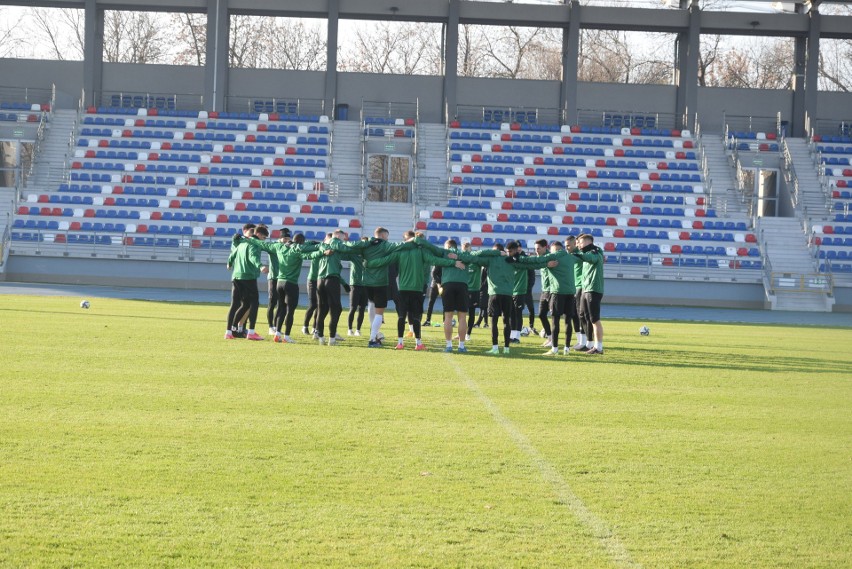 PKO Ekstraklasa. Mocno osłabiony Radomiak Radom w piątek zagra z Wisłą w Krakowie (ZDJĘCIA Z TRENINGU)