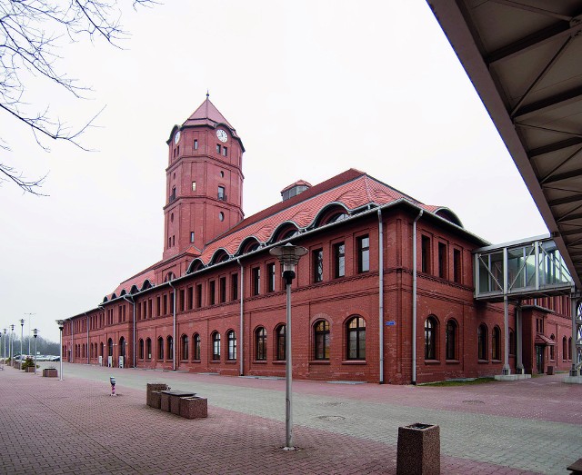 Centrum Edukacji i Biznesu Nowe Gliwice, kompleks budynków powstał na terenie dawnej KWK Gliwice