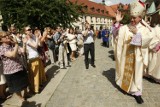 Czy abp Kupny ma szansę zostać kardynałem? Na razie przywiózł pozdrowienia od papieża dla wrocławian