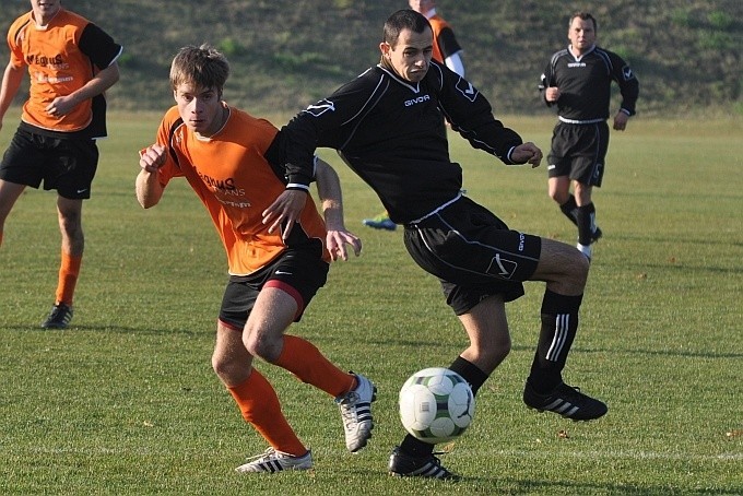 Klasa okręgowa. Małapanew Ozimek - LZS Widawa Lubska 1:0