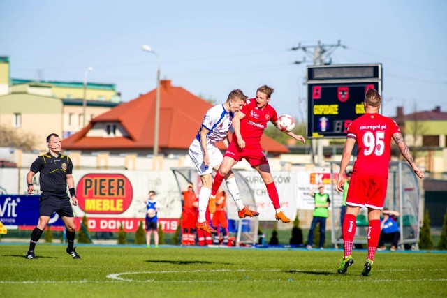 Sokół Ostróda – Widzew Łódź w ostatniej kolejce III ligi. Gdzie oglądać mecz Sokół – Widzew, który zdecyduje o awansie do II ligi? Transmisja online streaming na żywo Sokół Ostróda – Widzew Łódź już dziś, 16 czerwca. SOKÓŁ – WIDZEW 16.06. NA ŻYWO ONLINE, TV, STREAM TRANSMISJA