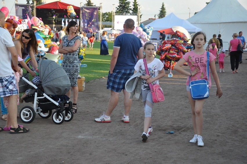 W niedzielę o godz. 15.45 rozpocznie się drugi dzień z...