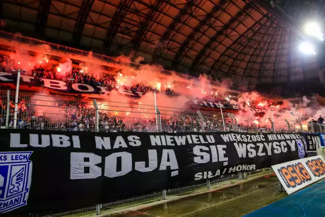 Jednemu z kibiców Lecha Poznań za notoryczne łamanie zakazów stadionowych grozi do 2 lat więzienia