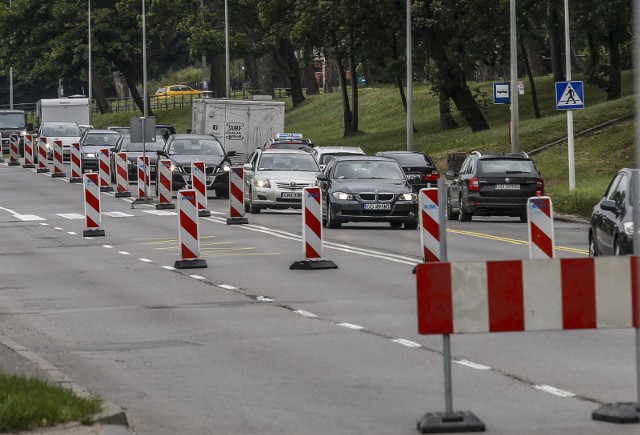 W tym tygodniu przedstawiciele gminy Lubicz: wójt Marek Olszewski, Hanna Anzel oraz Grażyna Buczeń, spotkali się z Jarosławem Gołębiewskim, dyrektorem bydgoskiego oddziału Generalnej Dyrekcji Dróg Krajowych i Autostrad. 