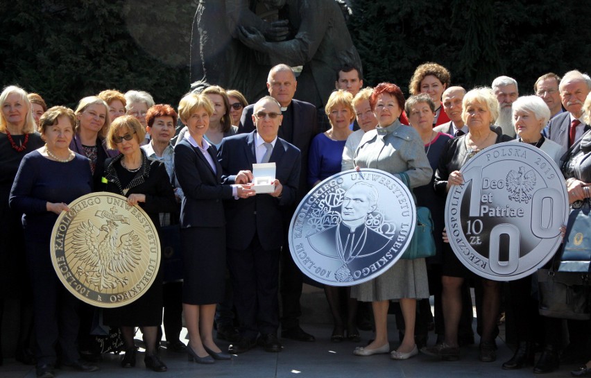 Złote i srebrne monety na 100-lecie KUL-u (ZDJĘCIA)