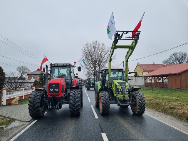 Rolnicy ponownie wyjadą na DW 973 i zablokują drogę dojazdową do mostu na Wiśle w Borusowej