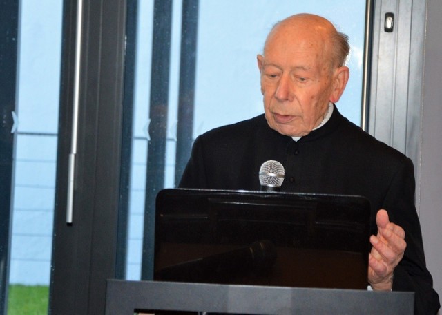 Ks. Wolfgang Globisch wygłosił wykład w opolskiej MBP przy Minorytów.