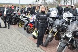 Motoświęconka 2023. Motocykliści przyjechali poświęcić pokarmy w ostrołęckiej farze. 8.04.2023. Zdjęcia