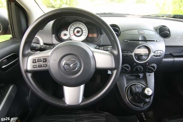 Mazda2 w miejskim Żywiole. Nasz redakcyjny test