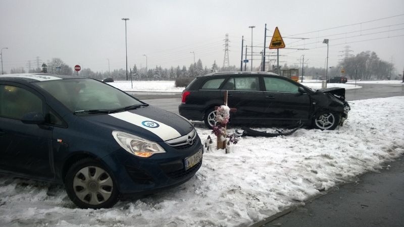 Wypadek na rondzie Sybiraków [NOWE FAKTY, zdjęcia]