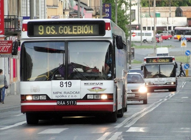 W okresie wakacji autobusy linii: 1, 2, 3, 4, 5, 6, 7, 8, 9, 11, 13, 14, 15, 17 i 23 będą wykonywały mniej kursów w dni powszednie.