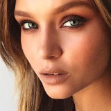 Josephine Skriver: Nowy "Aniołek" Victoria's Secret [WIDEO]. Bieliznę reklamuje nowa modelka