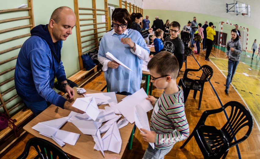 W imprezie, która odbywała się na terenie ZS 22 w Opławcu,...