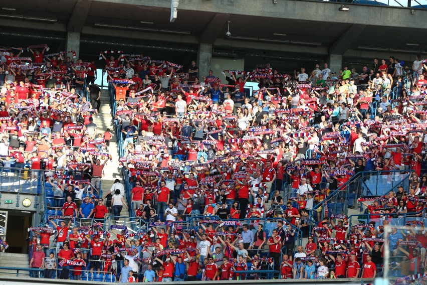 Wisła Kraków - Lech Poznań: Fantastyczne pożegnanie Pawła Brożka z kibicami „Białej Gwiazdy"! Gol w ostatnim meczu w ostatniej minucie!  